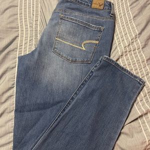 AMERICAN EAGLE WOMENS JEANS